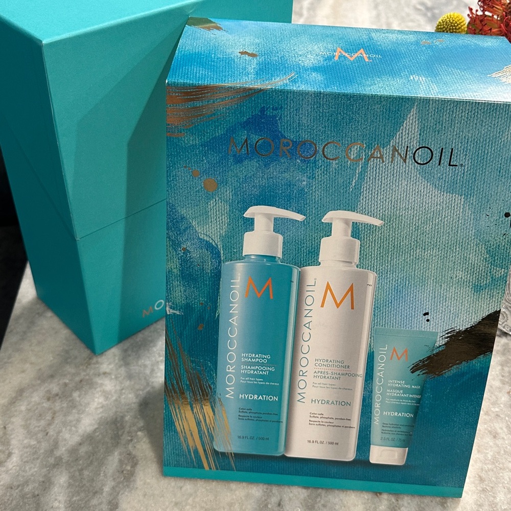Moroccanoil Teal Collection gift box only